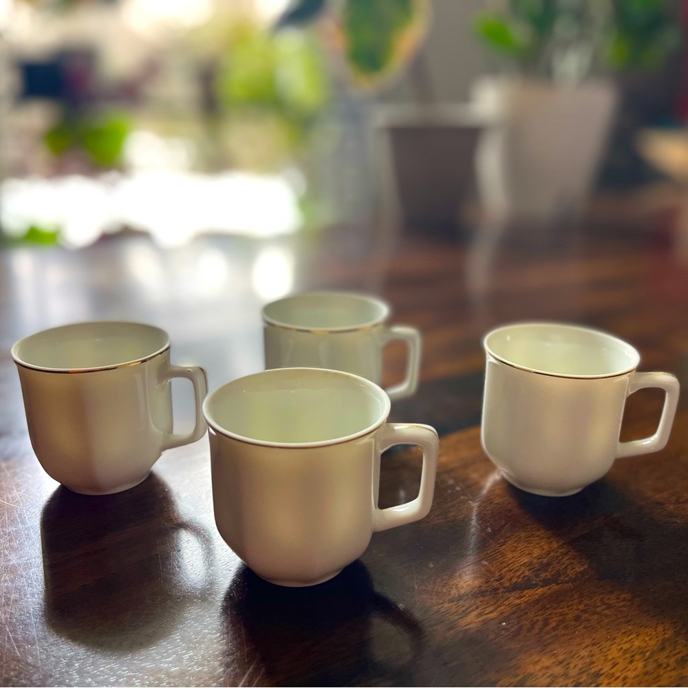 Set of 4 Vintage Toscany Espresso Cups